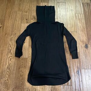 H&M Mama black sweater tunic sz M